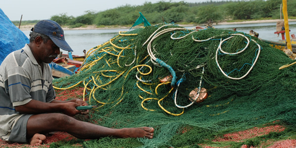 Fisherman on the Bay of Bengal (Photo: BOBLME)